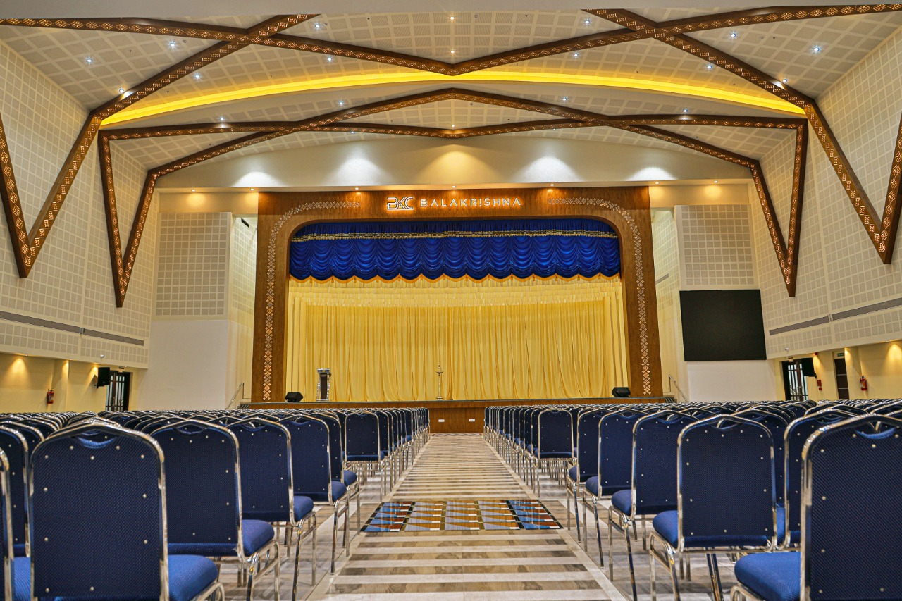 biggest convention centre in chengannur and alappuzha